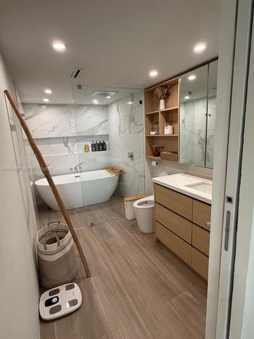 1111 Crandon Blvd B1004, Key Biscayne, FL 33149