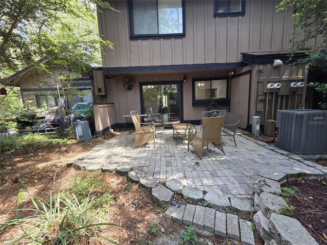 2478 FOREST WAY, Gainesville, FL 32605