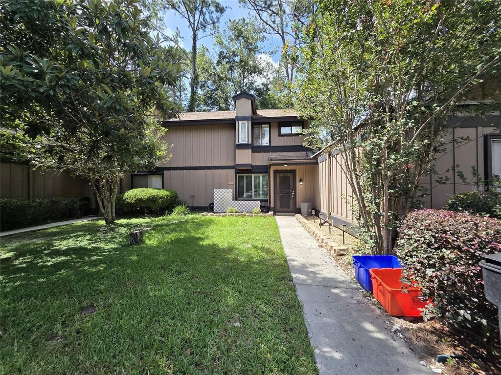 2478 FOREST WAY, Gainesville, FL 32605