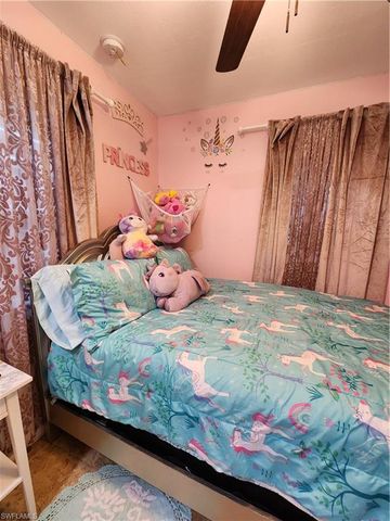 5214 Carlton ST, Naples, FL 34113