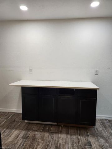 5214 Carlton ST, Naples, FL 34113