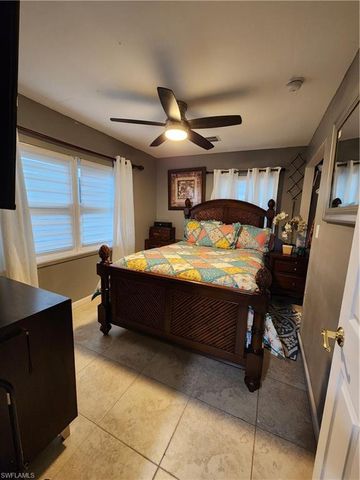 5214 Carlton ST, Naples, FL 34113