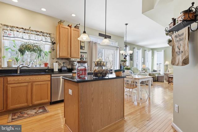 4525 DEEP GLEN WAY, Doylestown, PA 18902