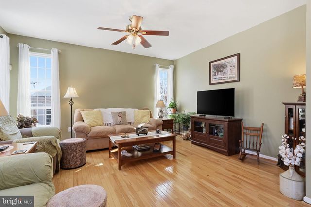 4525 DEEP GLEN WAY, Doylestown, PA 18902