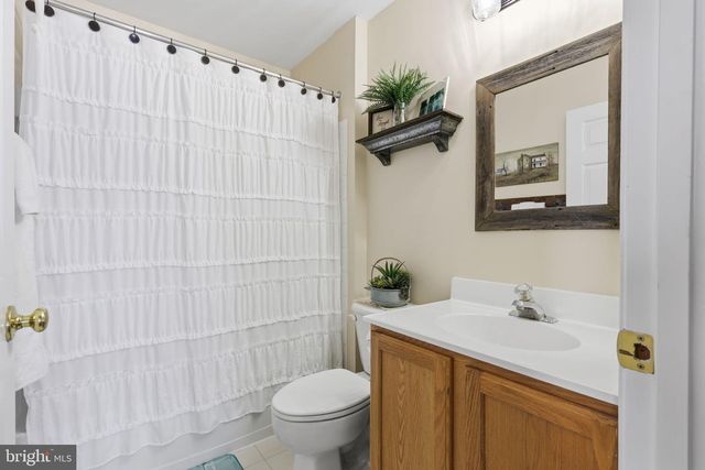 4525 DEEP GLEN WAY, Doylestown, PA 18902