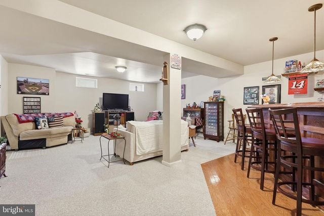 4525 DEEP GLEN WAY, Doylestown, PA 18902