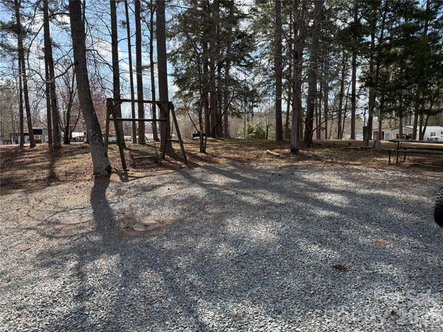 102 Doe Court G76, Mount Gilead, NC 27306