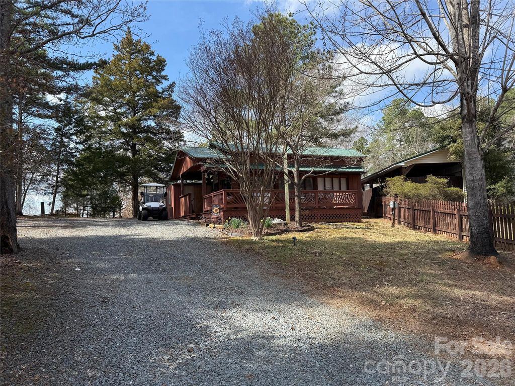 102 Doe Court G76, Mount Gilead, NC 27306