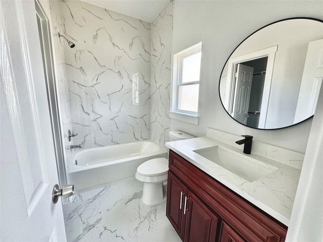 7989 Sunbury Street, Houston, TX 77028