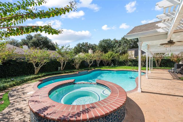 3906 Green Fields Drive, Sugar Land, TX 77479