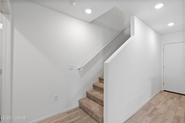 1008 E Descent Street, Tucson, AZ 85719