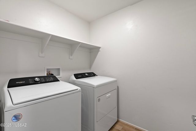 1008 E Descent Street, Tucson, AZ 85719