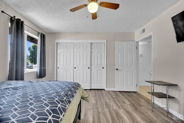 1437 Libra Court, Bakersfield, CA 93309