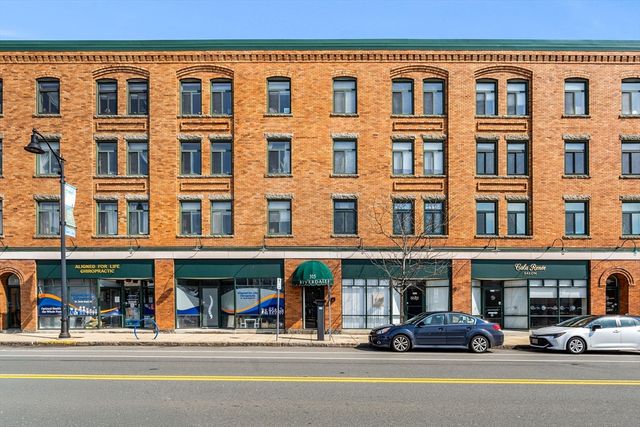 315 Rantoul St 106, Beverly, MA 01915