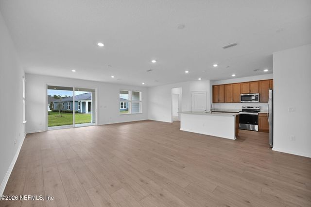 3401 AMERICANA Drive, Green Cove Springs, FL 32043