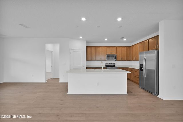 3401 AMERICANA Drive, Green Cove Springs, FL 32043