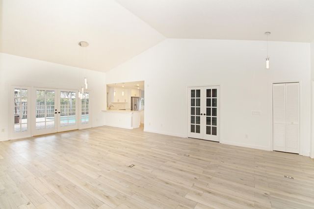 896 ROSE Court, Wellington, FL 33414