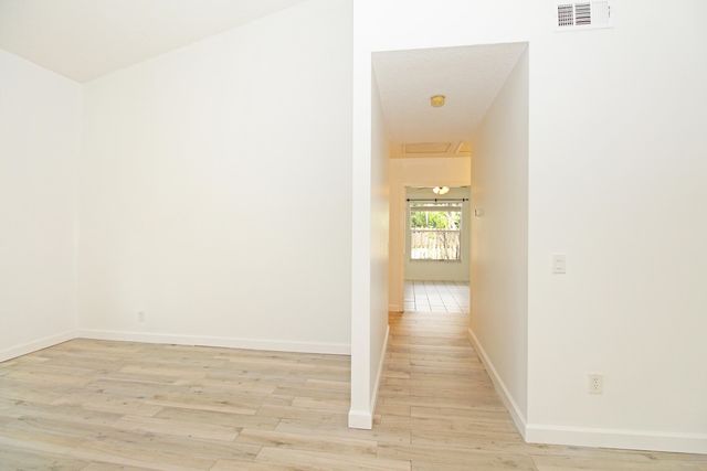 896 ROSE Court, Wellington, FL 33414