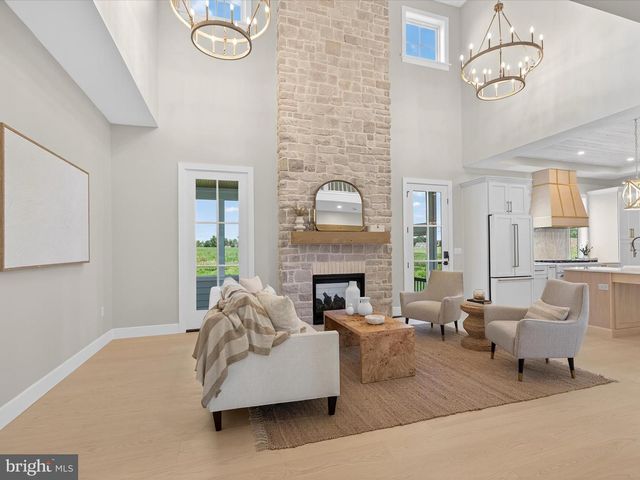 297 SARSEN DR, Lititz, PA 17543