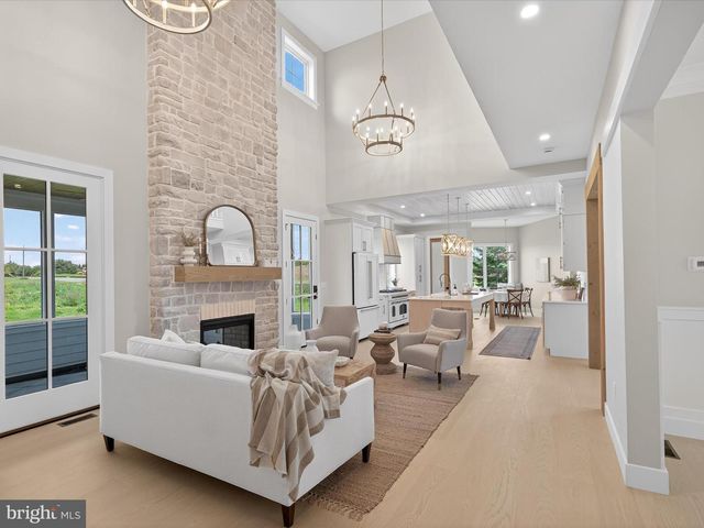 297 SARSEN DR, Lititz, PA 17543