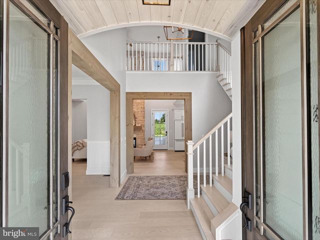 297 SARSEN DR, Lititz, PA 17543