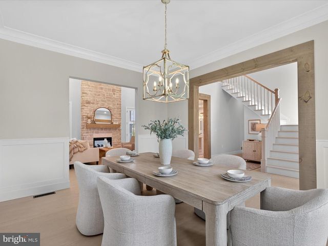 297 SARSEN DR, Lititz, PA 17543