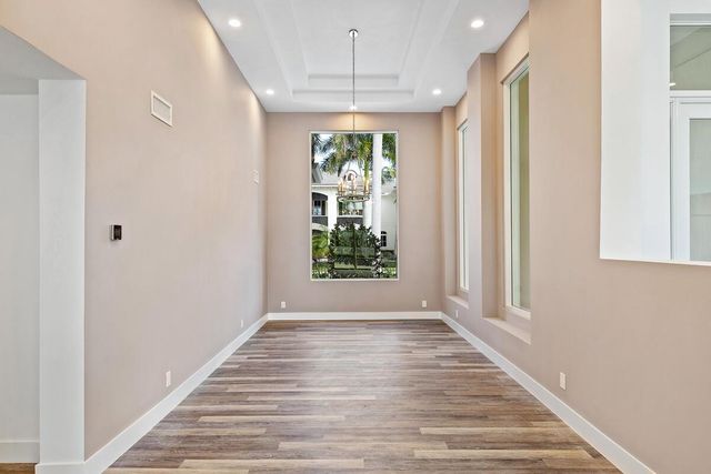 533 E Alexander Palm Road, Boca Raton, FL 33432