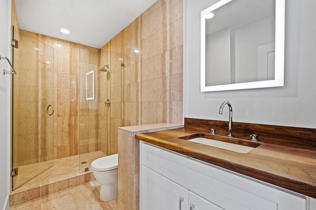 533 E Alexander Palm Road, Boca Raton, FL 33432