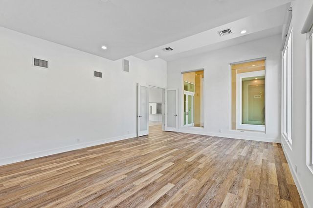 533 E Alexander Palm Road, Boca Raton, FL 33432