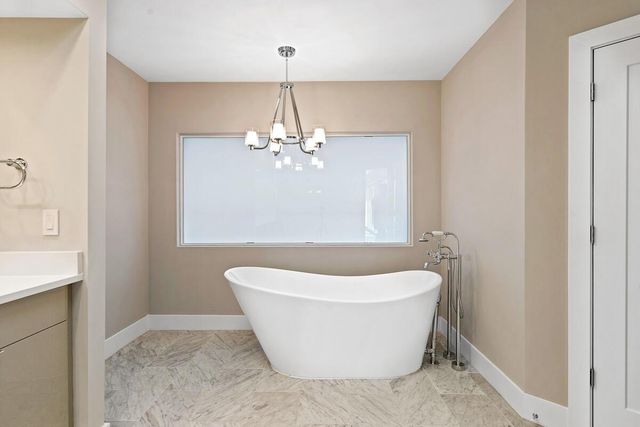 533 E Alexander Palm Road, Boca Raton, FL 33432