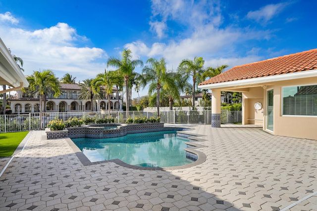 533 E Alexander Palm Road, Boca Raton, FL 33432