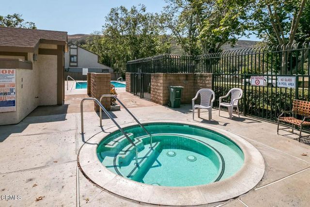 421 E Shoshone Street, Ventura, CA 93001