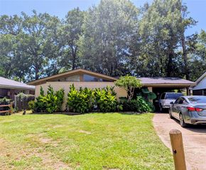 810 Pine Tree Drive, Shreveport, LA 71106