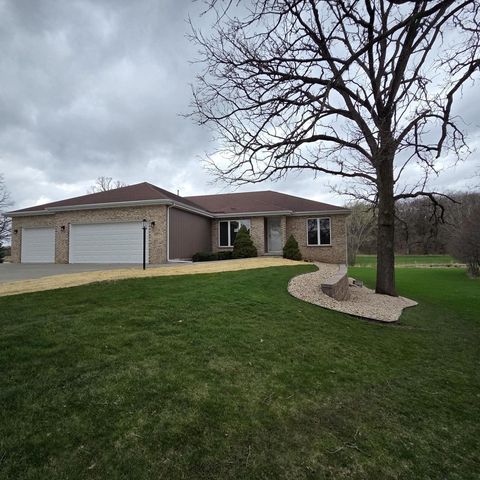 23 Heather Drive, Cottage Grove, WI 53527