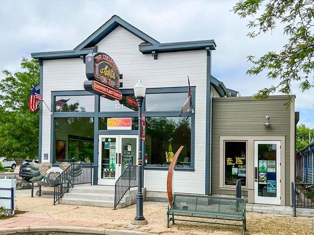 211 E Geneseo St, Lafayette, CO 80026