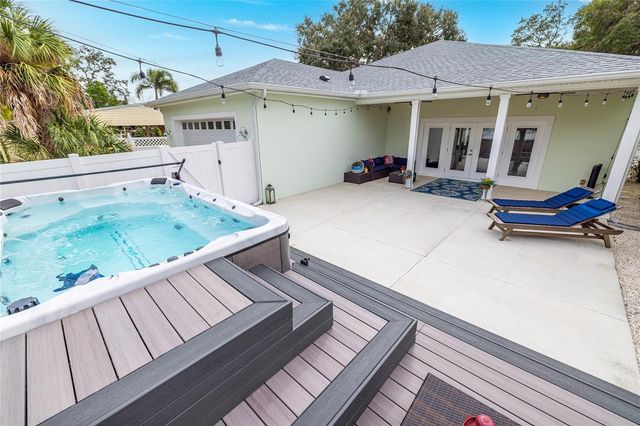 416 INDIANA AVENUE, Crystal Beach, FL 34681