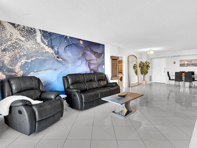 1500 S Ocean Drive 3E, Hollywood, FL 33019