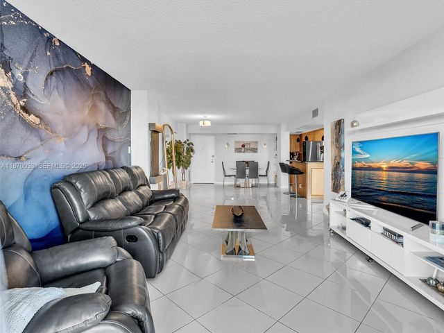 1500 S Ocean Drive 3E, Hollywood, FL 33019