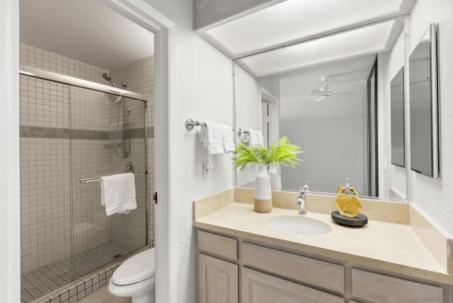 4767 Ocean Blvd 903, San Diego, CA 92109