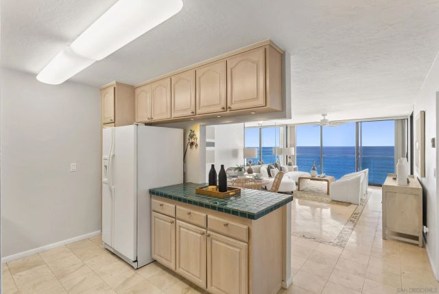 4767 Ocean Blvd 903, San Diego, CA 92109