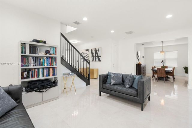 4892 SW 173rd Ave, Miramar, FL 33029