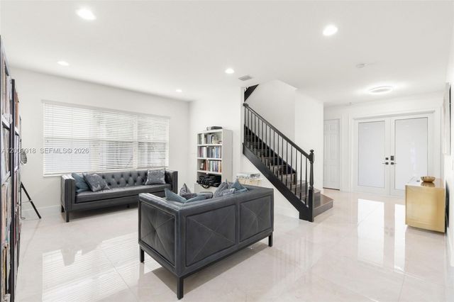 4892 SW 173rd Ave, Miramar, FL 33029