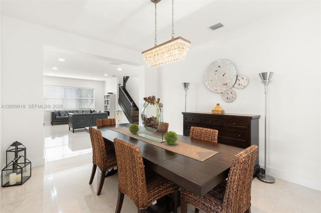 4892 SW 173rd Ave, Miramar, FL 33029