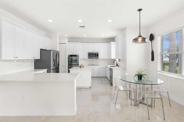 4892 SW 173rd Ave, Miramar, FL 33029