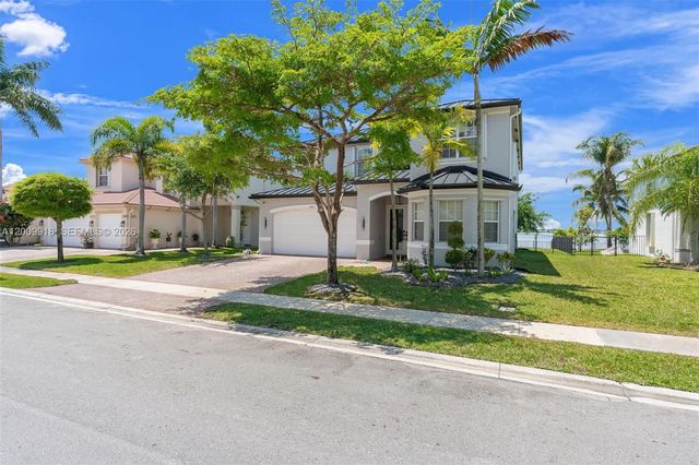 4892 SW 173rd Ave, Miramar, FL 33029