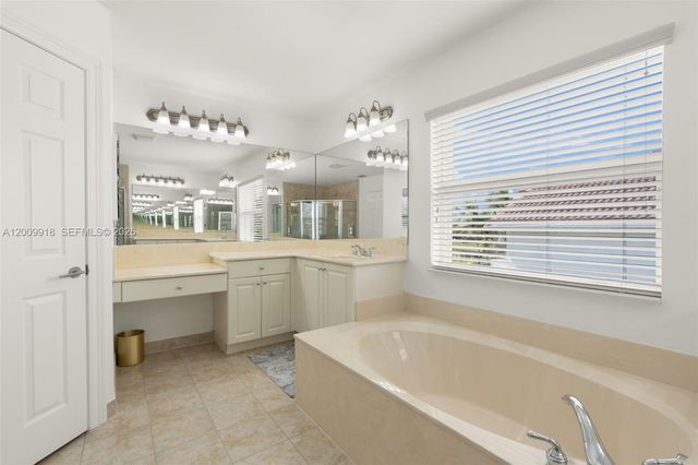 4892 SW 173rd Ave, Miramar, FL 33029