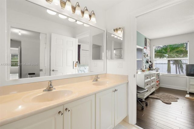 4892 SW 173rd Ave, Miramar, FL 33029