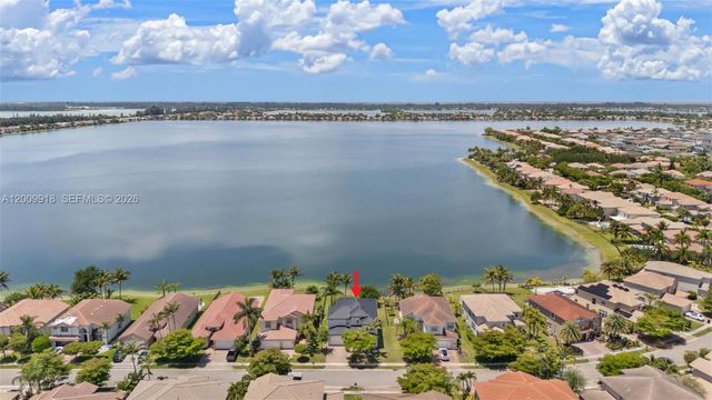 4892 SW 173rd Ave, Miramar, FL 33029