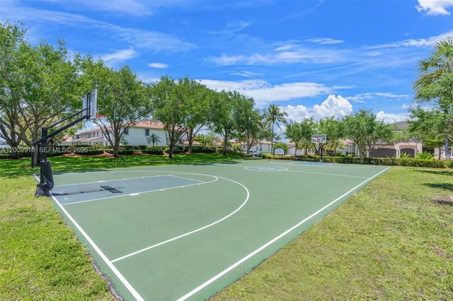 4892 SW 173rd Ave, Miramar, FL 33029