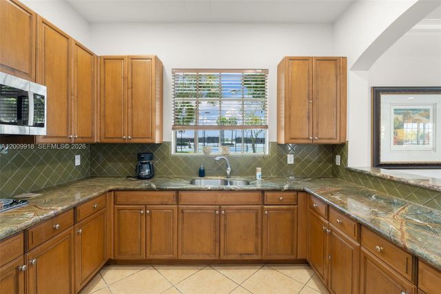 4892 SW 173rd Ave, Miramar, FL 33029